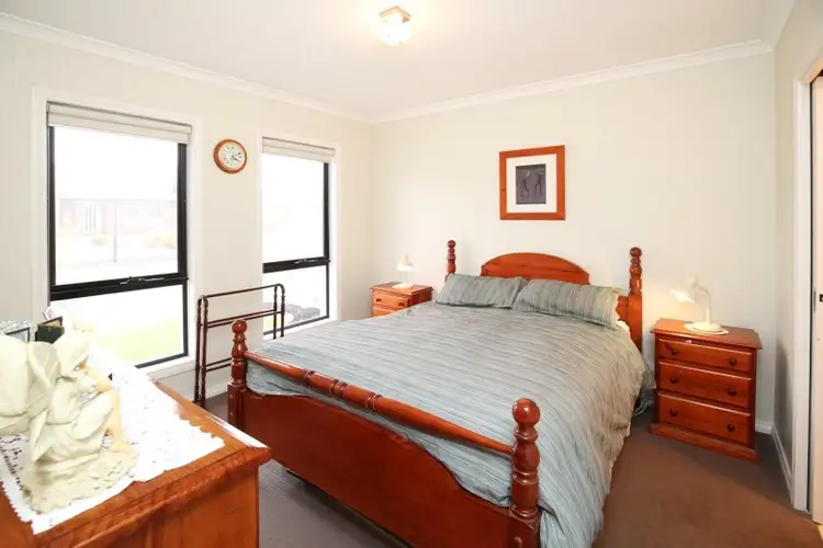 Fifth view of Homely house listing, 4 Condor Drive, Mildura VIC 3500