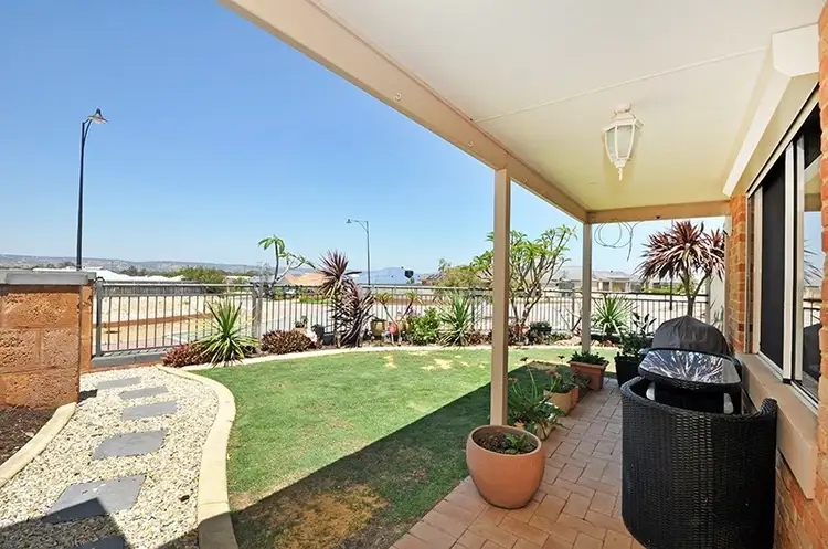 44 Brixton Crescent, Ellenbrook WA 6069