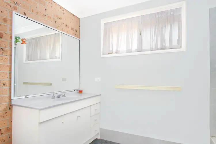 Sixth view of Homely townhouse listing, 8/30-32 Bateman Avenue, Albion Park Rail NSW 2527