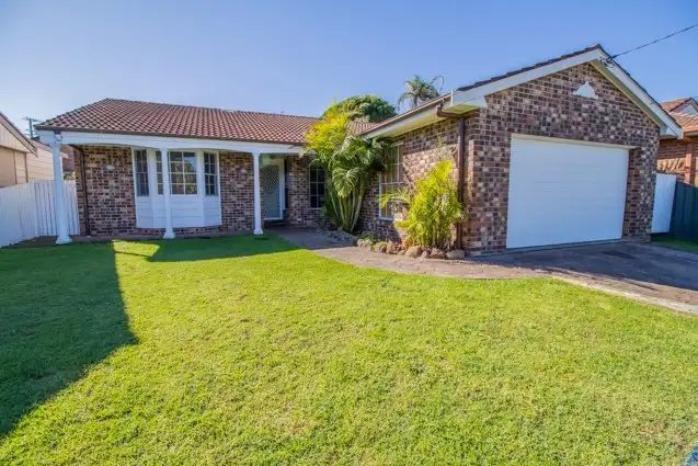 18 Burrawan Street, Forster NSW 2428