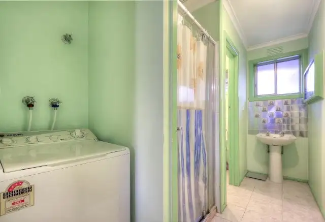 Fifth view of Homely unit listing, 1/102 Crookston Road, Reservoir VIC 3073