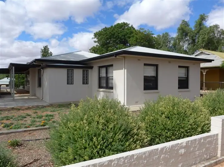 18 McIntosh Street, Loxton SA 5333