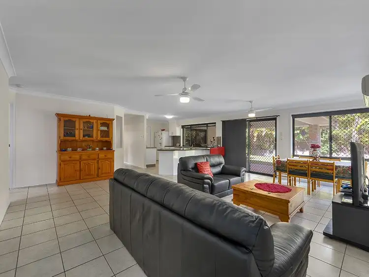 Sixth view of Homely house listing, 8 Pinehurst Court, Albany Creek QLD 4035