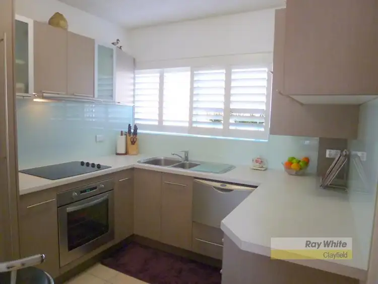 Sixth view of Homely unit listing, 2/32 Bellevue Terrace, Clayfield QLD 4011