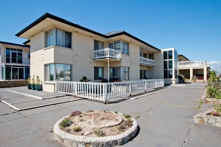 4/20 Seaview Road, West Beach SA 5024