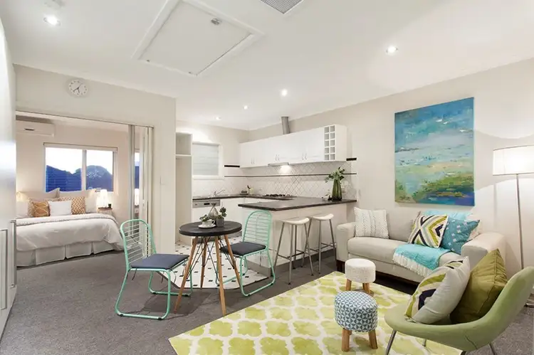 Main view of Homely apartment listing, 7/4 Holloway Street, Ormond VIC 3204