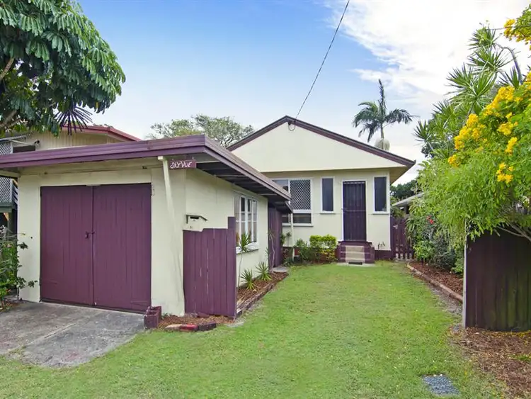 31 Sixth Avenue, Palm Beach QLD 4221