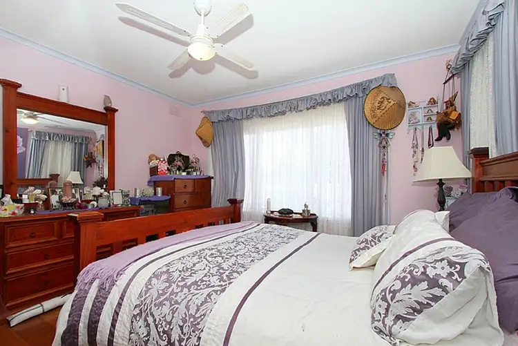 Fifth view of Homely house listing, 15 Brownlow Crescent, Epping VIC 3076