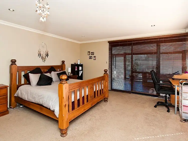 Seventh view of Homely house listing, 39 Woodbridge Drive, Cooloongup WA 6168