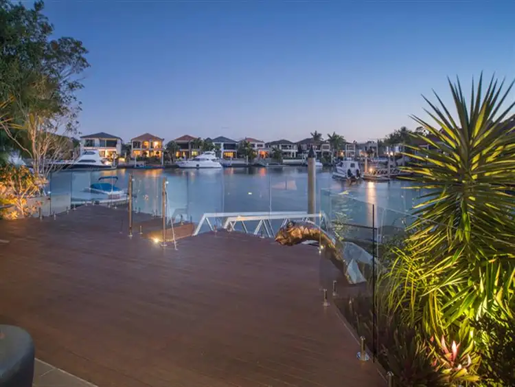 7387 Marine Dr E, Hope Island QLD 4212