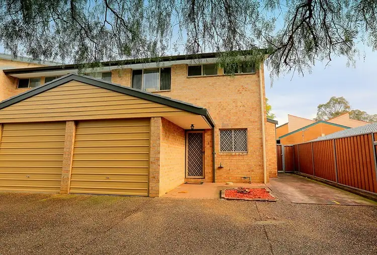 1/135 Rex Road, Georges Hall NSW 2198