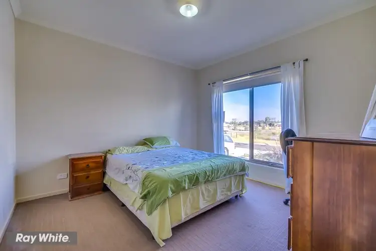 Third view of Homely house listing, 10 Pindaroi Court, Tarneit VIC 3029