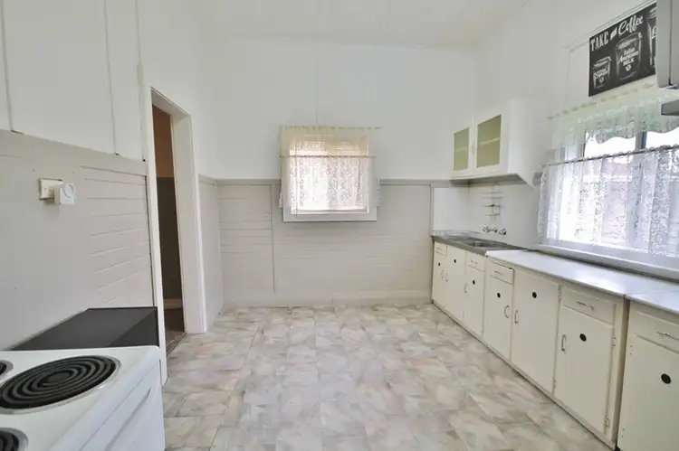 Fifth view of Homely house listing, 6 Willawong Street, Young NSW 2594