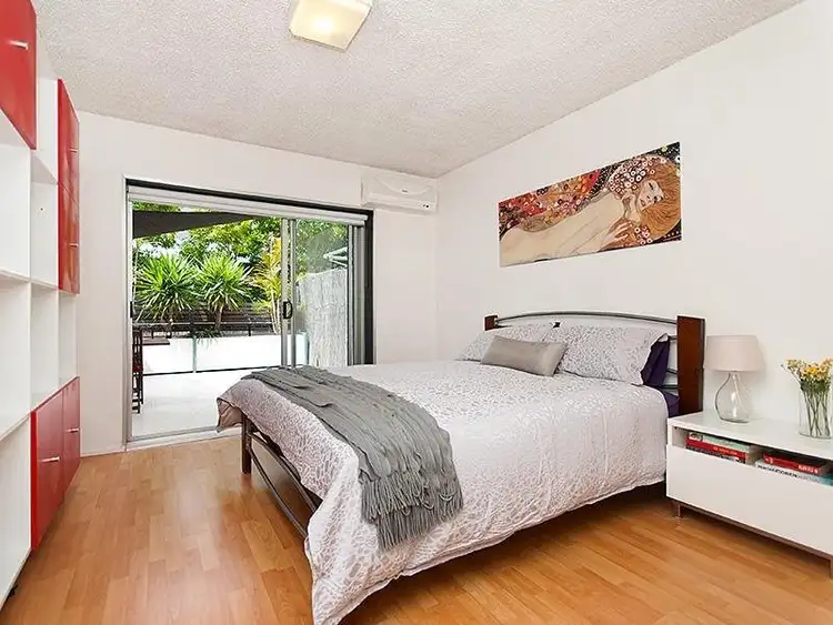 Fifth view of Homely unit listing, 3/28 Villa Street, Annerley QLD 4103
