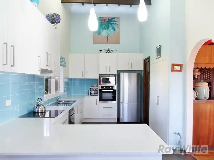 Third view of Homely house listing, 8 Bernice Place, Tamworth NSW 2340