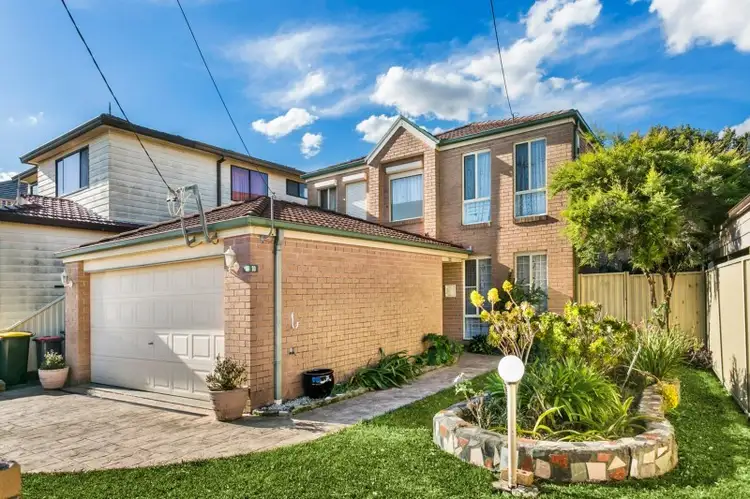 10 Queensbury Road, Penshurst NSW 2222