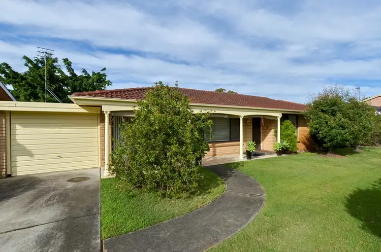 6 Rosewood Drive, Umina Beach NSW 2257