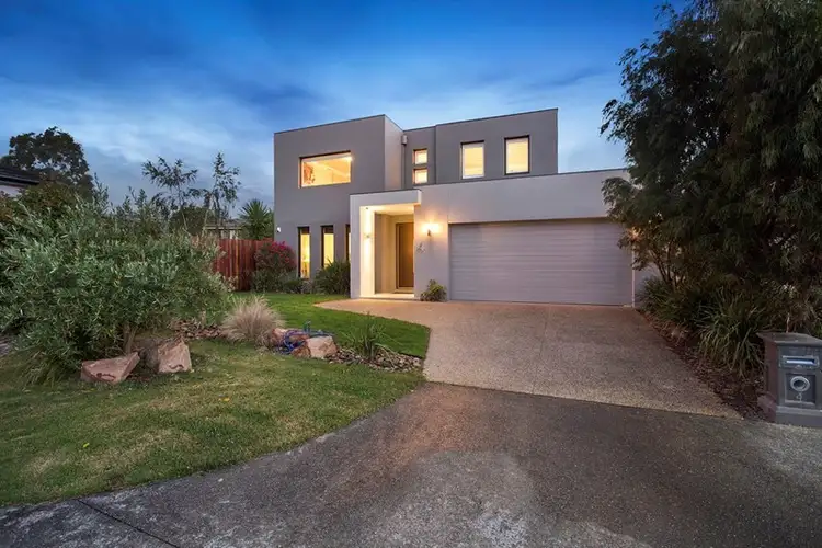 4 The Mews, Waterways VIC 3195