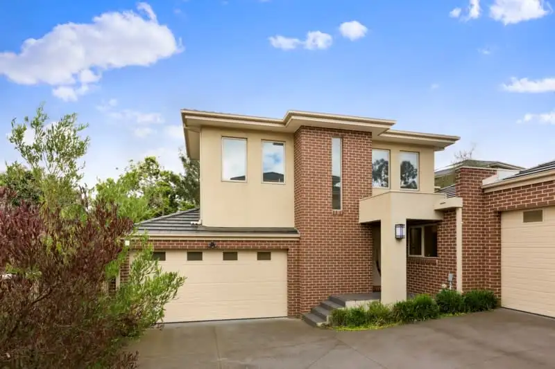 Main view of Homely townhouse listing, 2/449 High Street Road, Mount Waverley VIC 3149