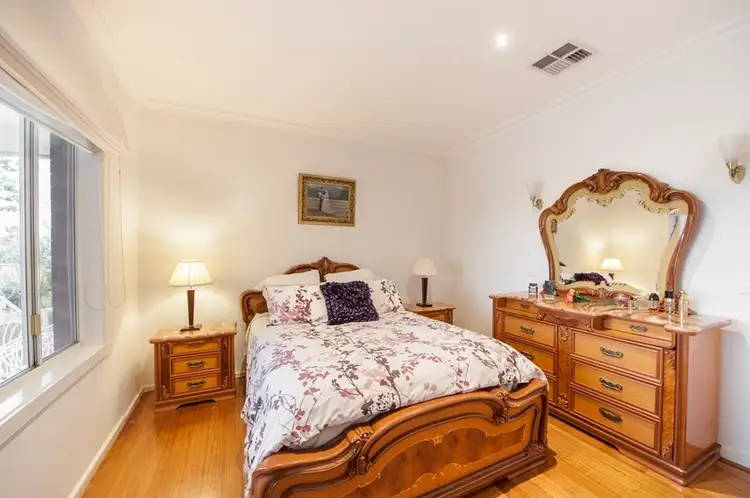 Fifth view of Homely house listing, 2 Eggleton Court, Preston VIC 3072