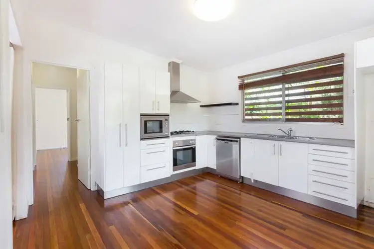 213 Graceville Avenue, Graceville QLD 4075
