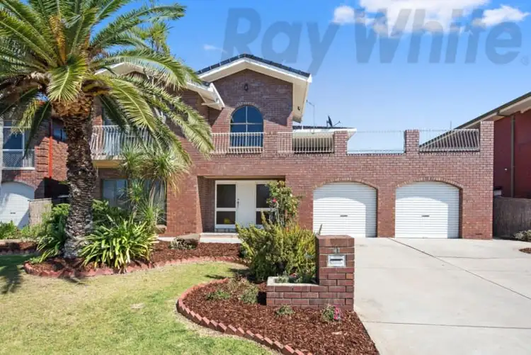 21 Birkdale Grove, West Lakes SA 5021