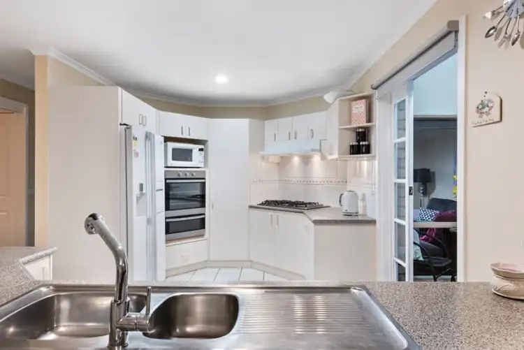 Third view of Homely house listing, 3 Rochelle Court, Aspendale Gardens VIC 3195