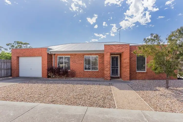 1/24 Seabeach Parade, North Shore VIC 3214
