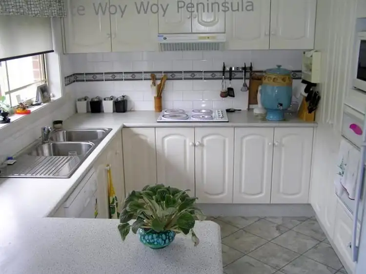 Third view of Homely villa listing, 2/31 Ryans Road, Umina Beach NSW 2257