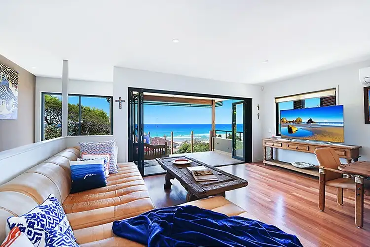 2/31 Woodgee Street, Currumbin QLD 4223