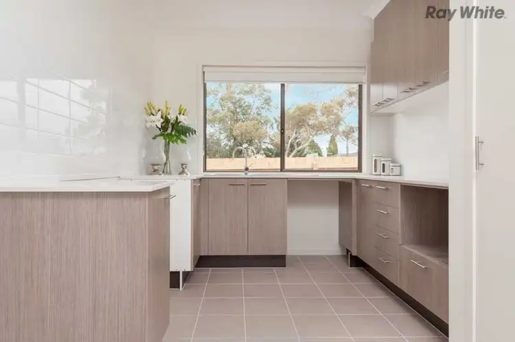 Fourth view of Homely house listing, 525 Sunshine Avenue, Taylors Lakes VIC 3038