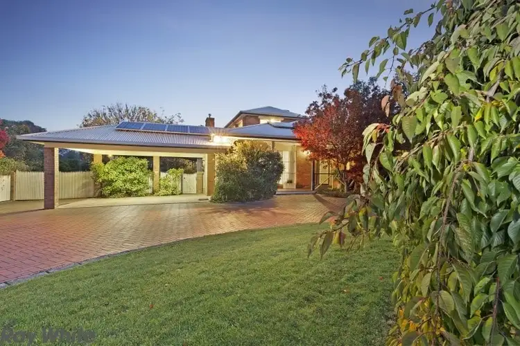155 Barry Street, Romsey VIC 3434
