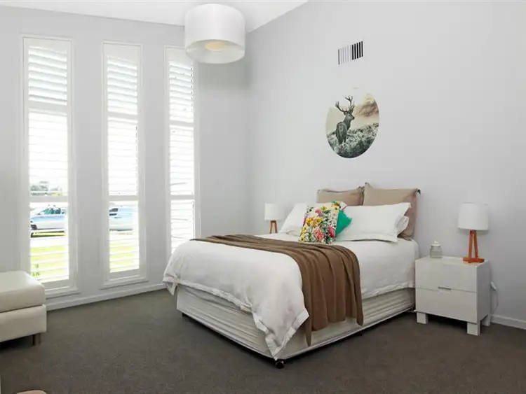 Fifth view of Homely house listing, 20 Banool Circuit, Bomaderry NSW 2541