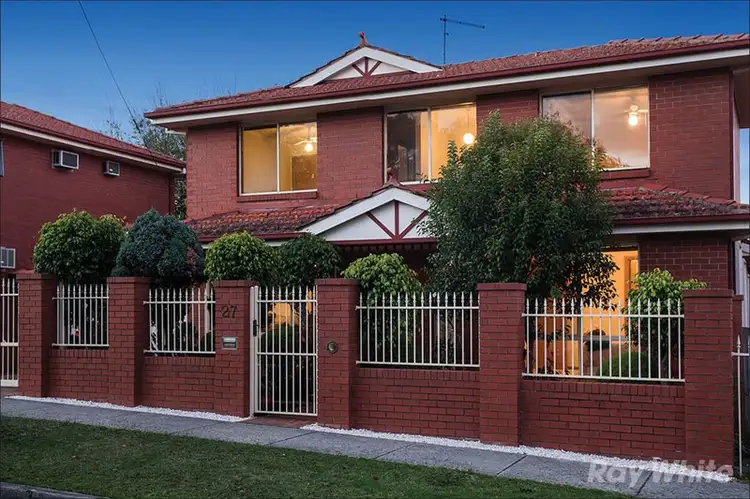 27 Munro Avenue, Mount Waverley VIC 3149
