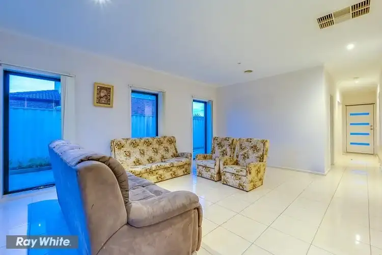 Fifth view of Homely unit listing, 2/22 Vanderbilt Drive, Truganina VIC 3029