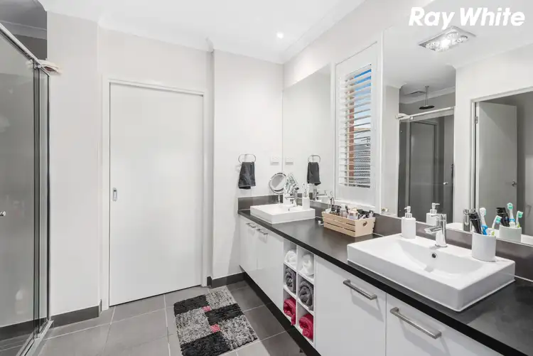 Fifth view of Homely house listing, 22 Eliza Heights, Pakenham VIC 3810
