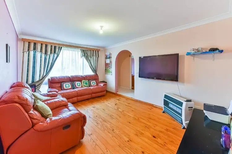 Second view of Homely house listing, 5 Gona Place, Glenfield NSW 2167