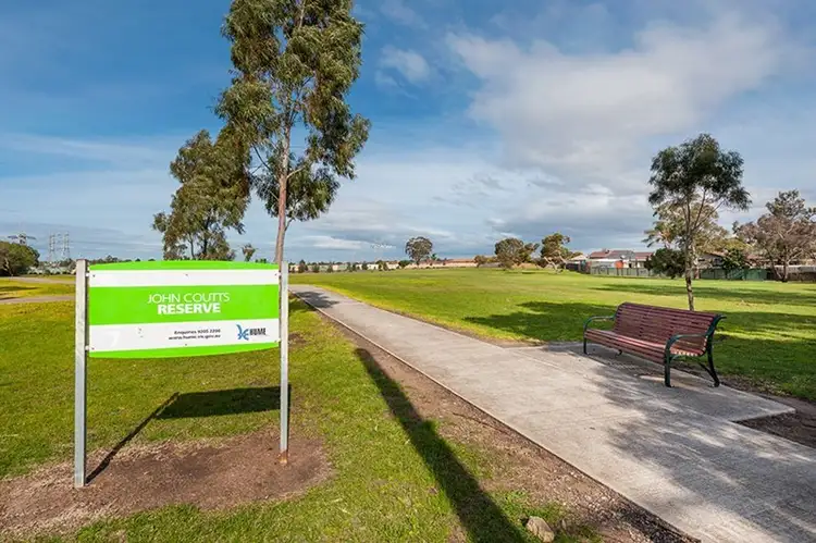 Seventh view of Homely house listing, 39 Katrina Drive, Gladstone Park VIC 3043