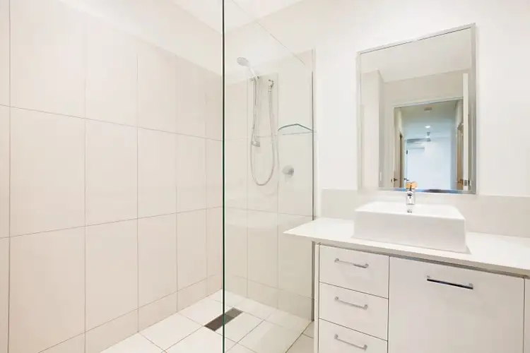 Seventh view of Homely apartment listing, 1016/27 Woods Street, Darwin NT 800