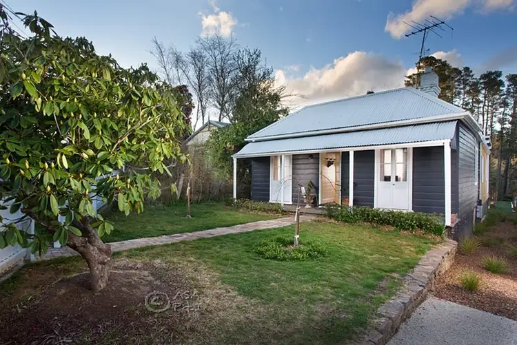 Third view of Homely house listing, 6 Park Avenue, Blackheath NSW 2785