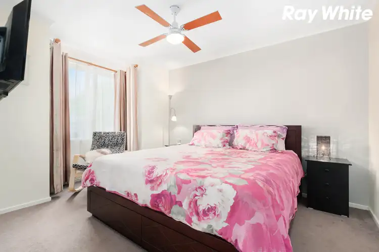 Fifth view of Homely house listing, 5 Christopher Close, Pakenham VIC 3810