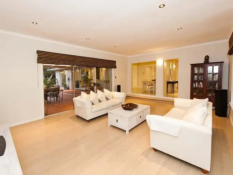 Seventh view of Homely house listing, 10 Calm Court, Safety Bay WA 6169