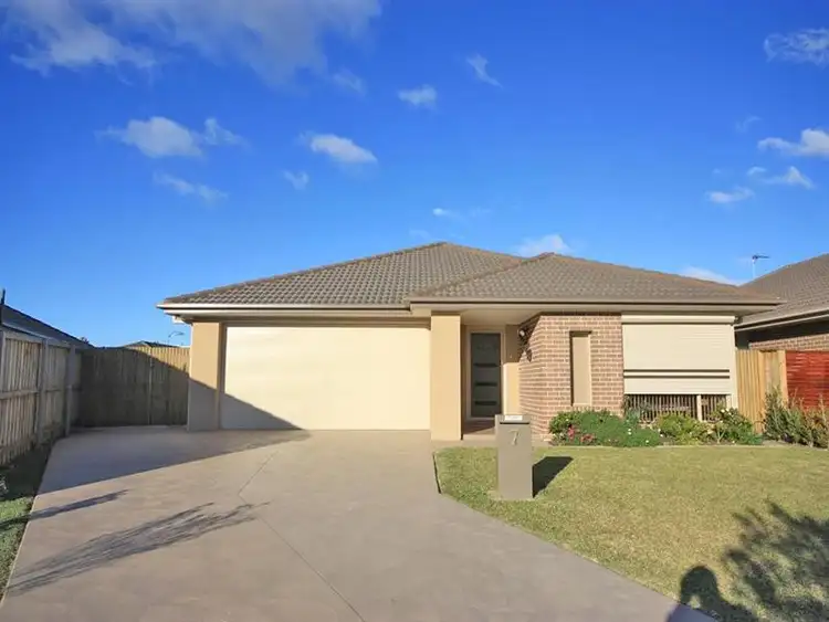 7 Orwell Street, Spring Farm NSW 2570