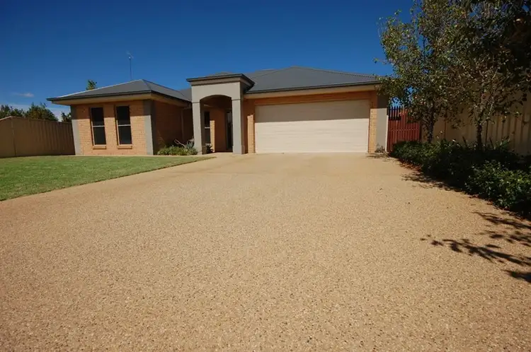 6 Melissa Place, Griffith NSW 2680
