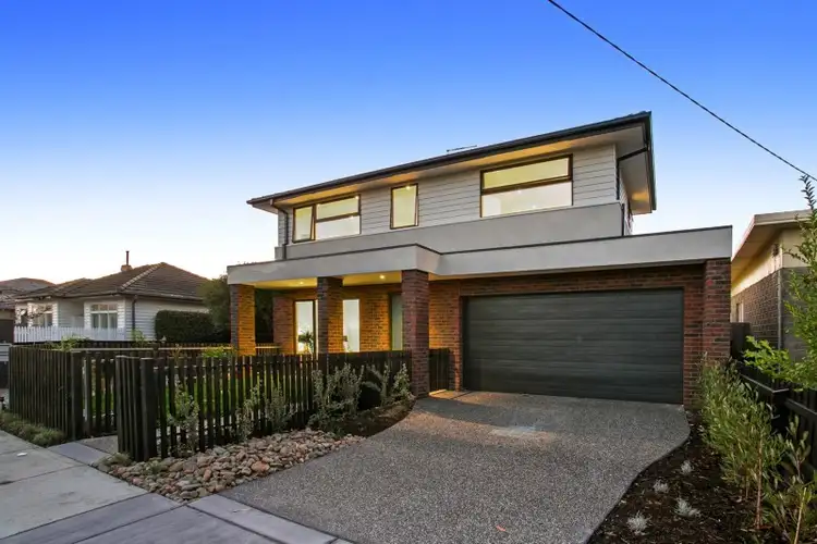 Main view of Homely townhouse listing, 1/11 Eulinga Avenue, Aspendale VIC 3195