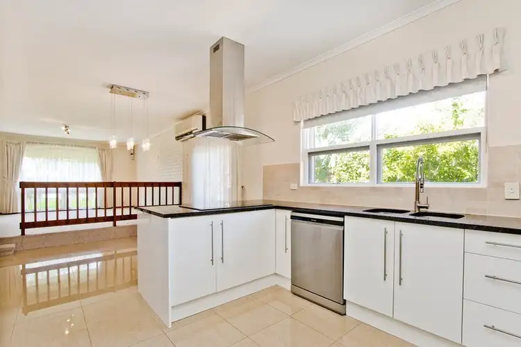 25 Debney Street, Fulham Gardens SA 5024