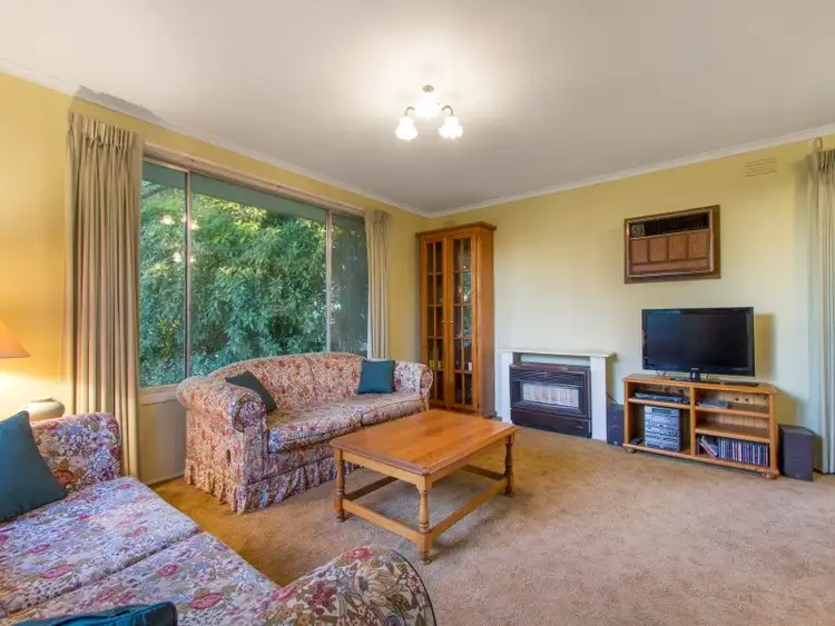 Second view of Homely house listing, 5 Troon Place, Frankston VIC 3199