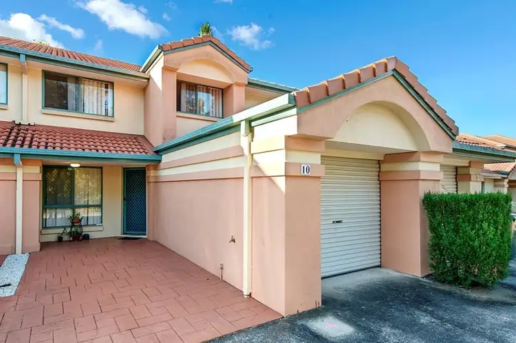 10/2 Pappas Way, Carrara QLD 4211