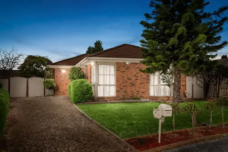 11 Woolnough Drive, Mill Park VIC 3082