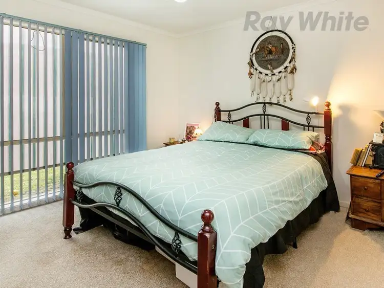 Seventh view of Homely house listing, 5 Silver Wattle Close, Rosebud West VIC 3940